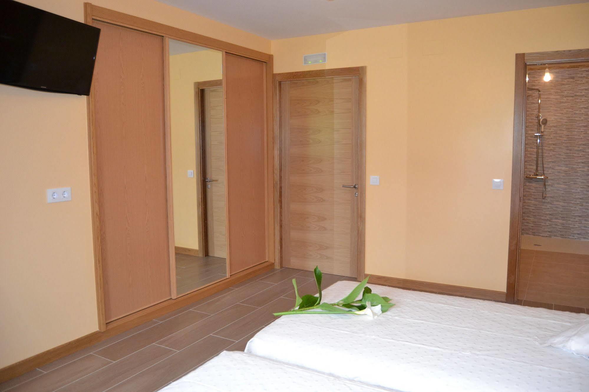 Hostal Pereirina Cee Dış mekan fotoğraf