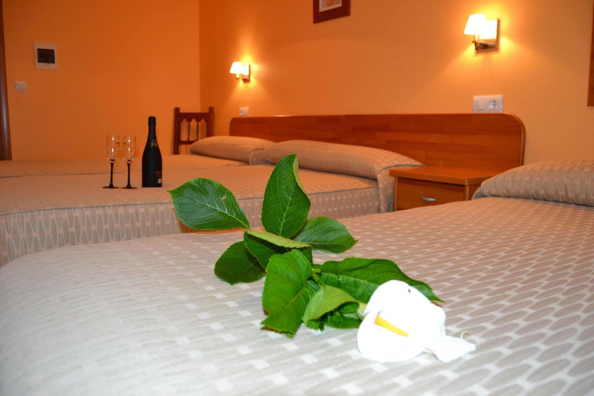 Hostal Pereirina Cee Dış mekan fotoğraf